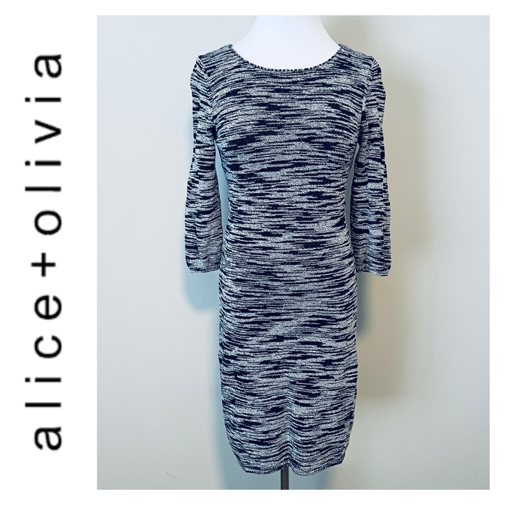 ALICE + OLIVIA Blue White BodyCon Dress Size Medium